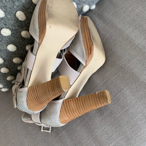 High heel shoes - Picture 3 of 4